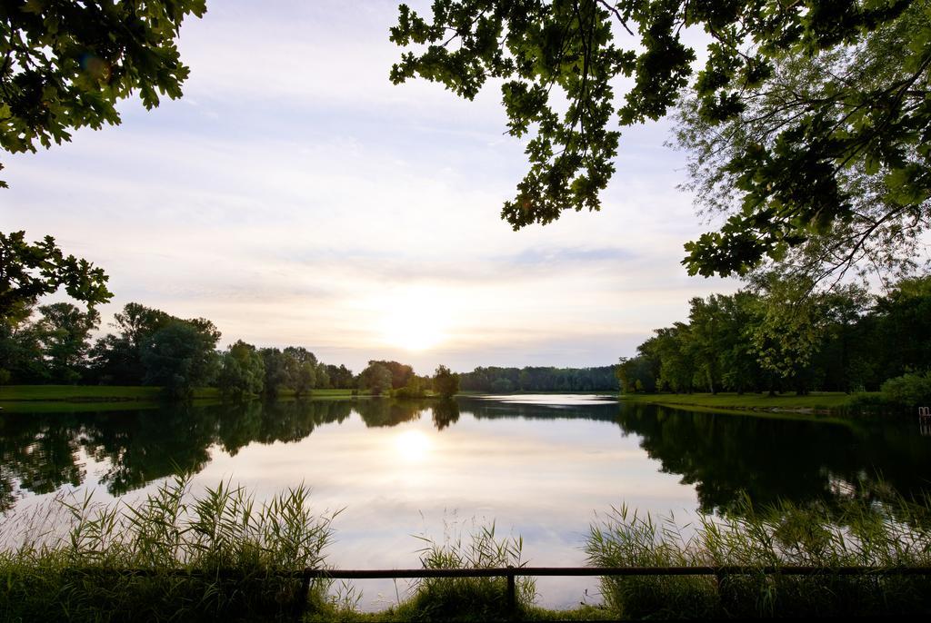 Donaupark Camping Tulln Тульн Экстерьер фото